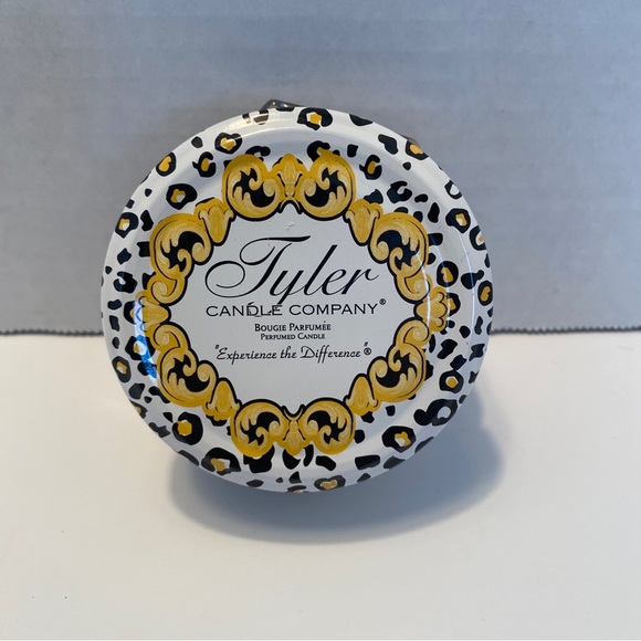 Tyler Candle Company Bougie Parfumee 3.4 Oz Candle New - Picture 1 of 4